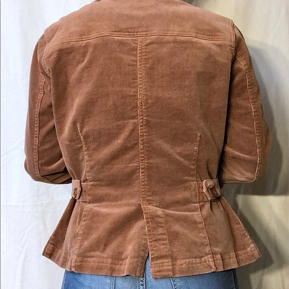 Brown corduroy jacket with multiple pockets - Picture 3 of 5